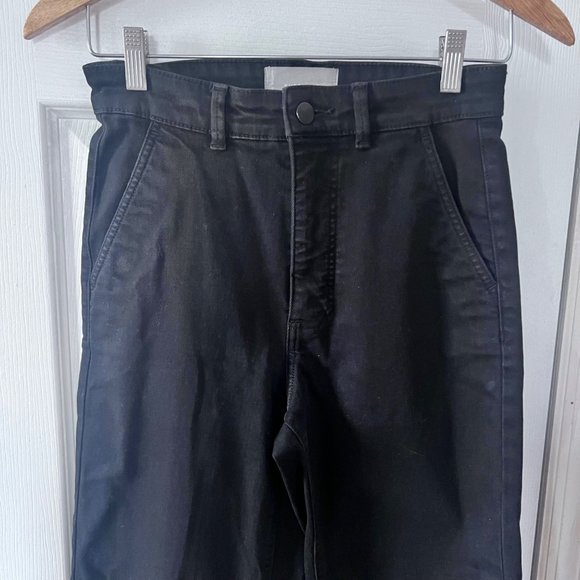Everlane The Straight Leg Cropped Jean in Black 4 - Picture 6 of 9